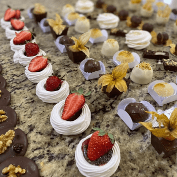 Curso Prático 3 em 1: Chocolataria, Doces Finos e Suspiros 11/08/26 das 09h às 17h